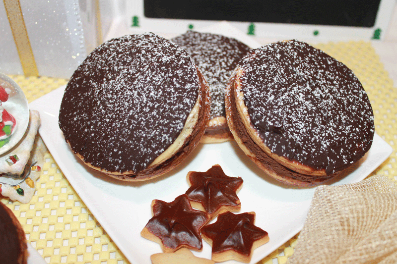 Dolci Di Natale Originali.Ricette Dolci Natale 2016 Originali Panettone Farcito E Biscotti Golosamente