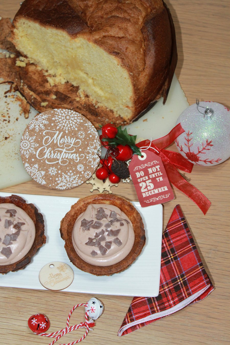 Ricetta waffle di panettone ripieni