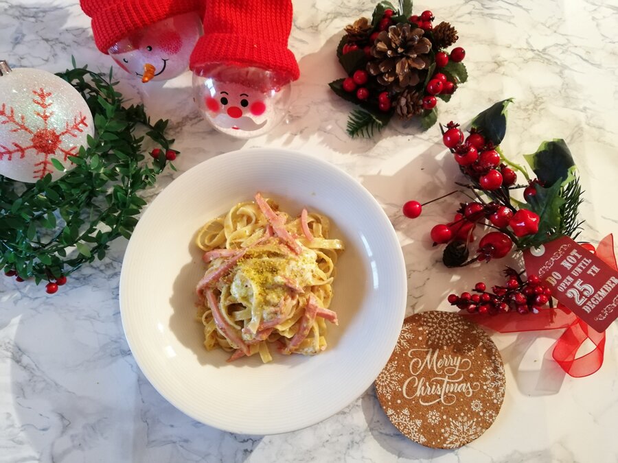 Ricetta tagliatelle mortadella burrata e pistacchi